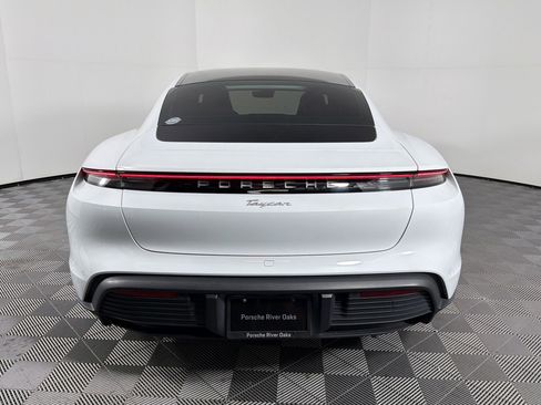 Certified 2022 Porsche Taycan image 10