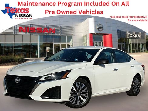 Used 2025 Nissan Altima 2.5 SV image 1