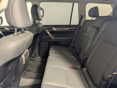 Used 2019 Lexus GX 460 Premium AWD/4WD image 37