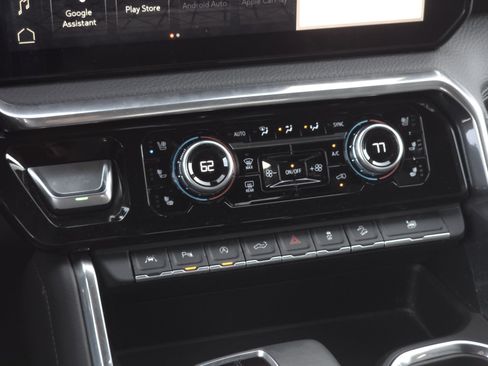 Used 2023 GMC Sierra 1500 Denali w/ Denali Reserve Package image 18