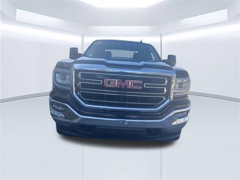 Used 2017 GMC Sierra 1500 SLE image 6