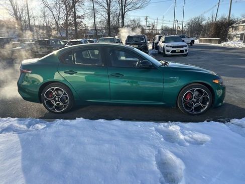 New 2026 Alfa Romeo Giulia AWD image 9