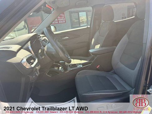 Used 2021 Chevrolet TrailBlazer LT AWD/4WD image 10