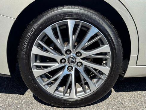 Used 2019 Lexus ES 350 w/ Premium Package FWD image 20