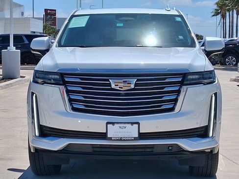 Used 2024 Cadillac Escalade ESV Premium Luxury Platinum w/ Heavy-Duty Trailer Package AWD/4WD image 2