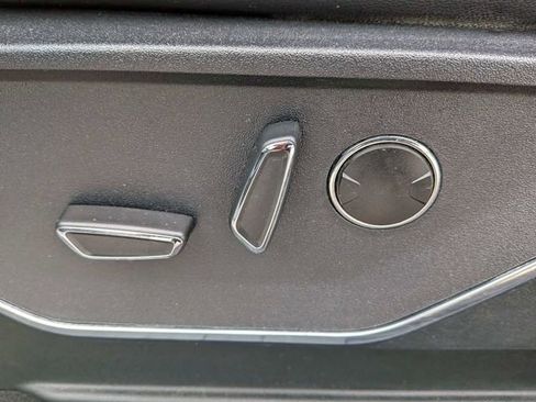 Used 2023 Ford F150 Lariat w/ Equipment Group 502A High image 19