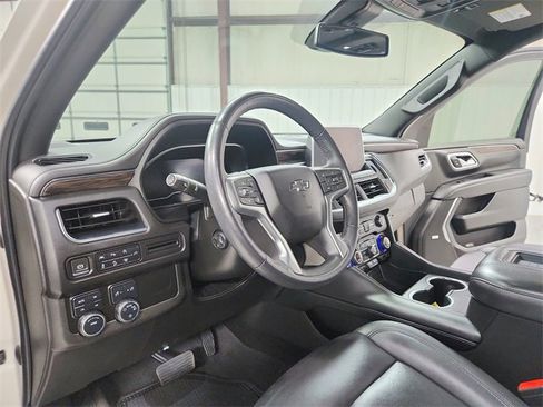 Used 2022 Chevrolet Tahoe Z71 w/ Luxury Package image 18