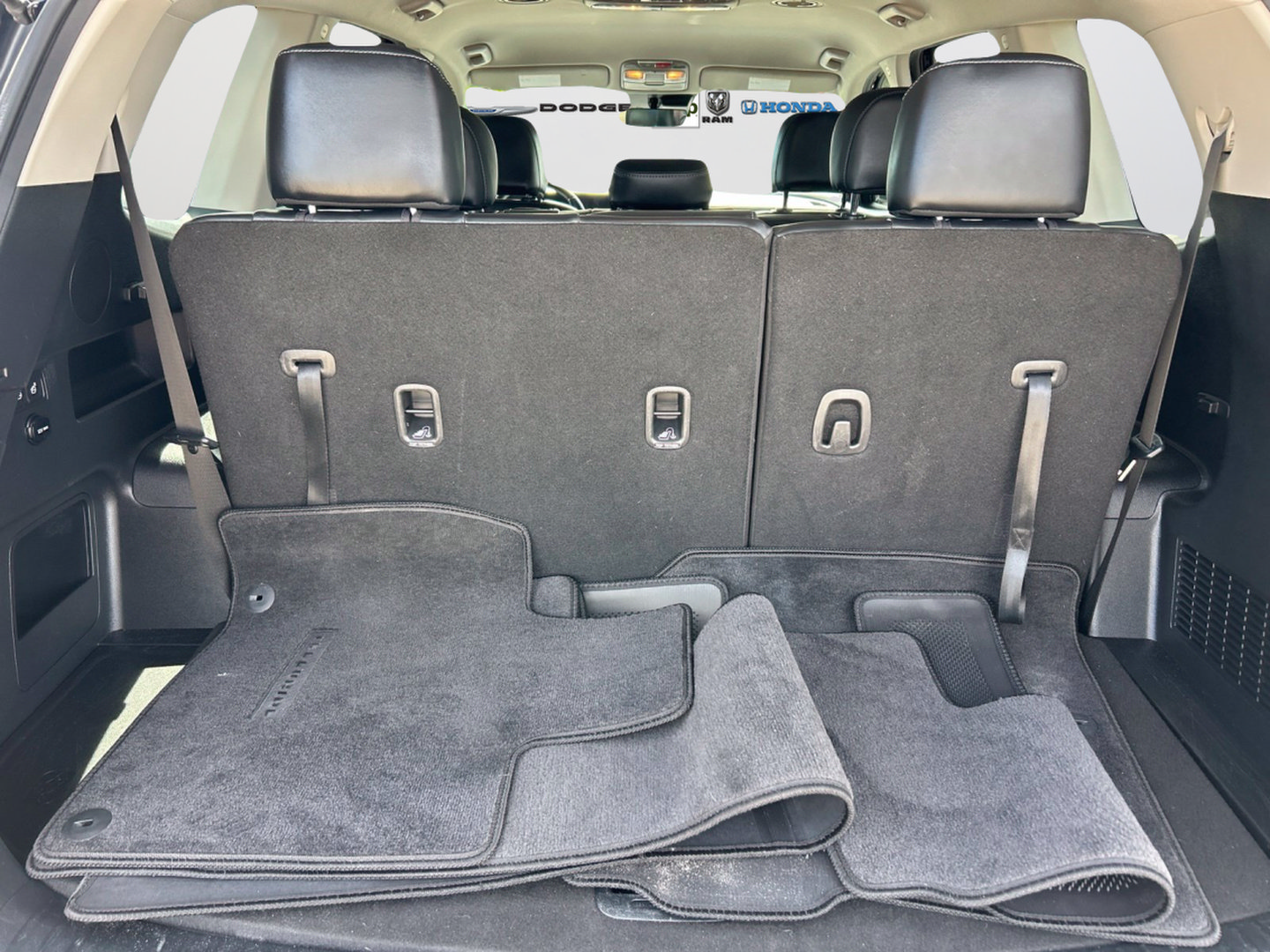 Used 2025 Kia Telluride LX FWD image 39