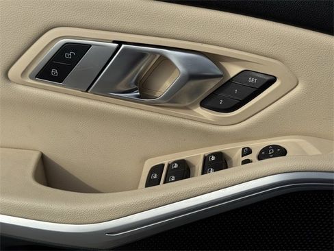 Used 2023 BMW 330i Sedan w/ Driving Assistance Package image 22