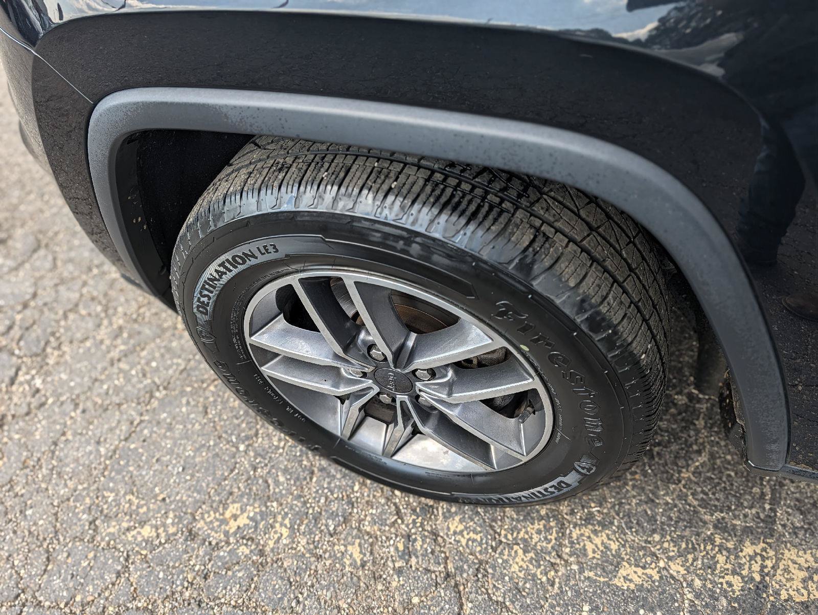 Used 2020 Jeep Grand Cherokee Limited AWD/4WD image 38