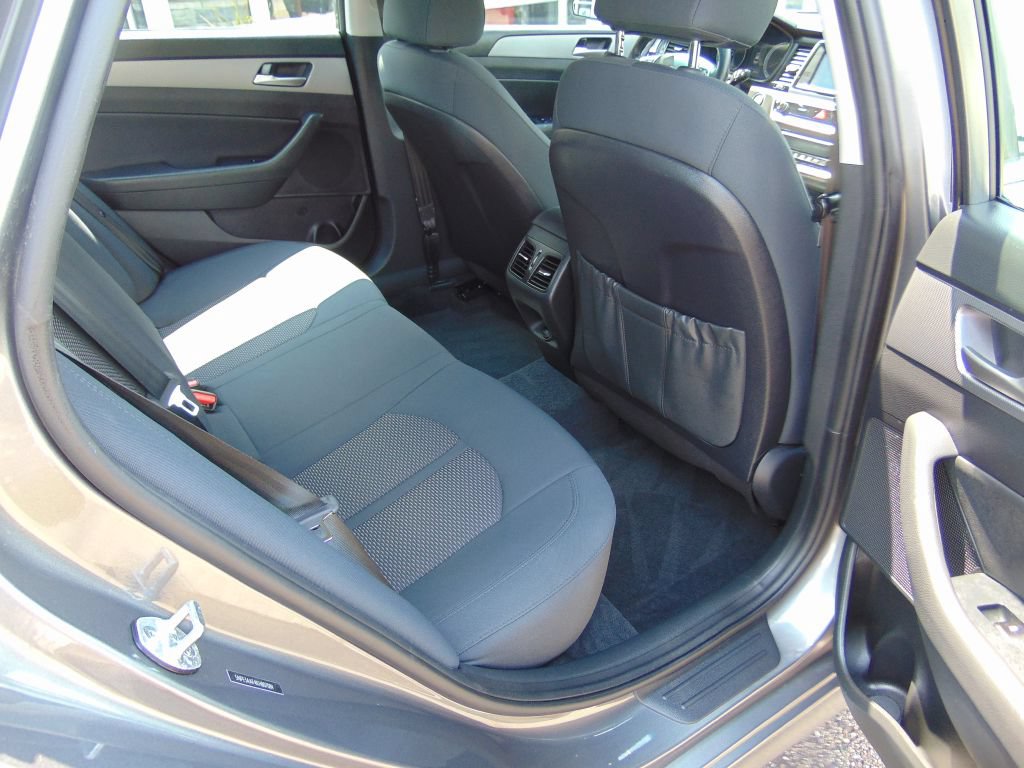 Used 2019 Hyundai Sonata SEL FWD image 4