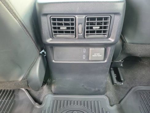 Used 2025 Toyota 4Runner TRD Off-Road Premium image 11