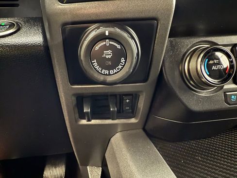 Used 2020 Ford F150 Raptor w/ Equipment Group 802A Luxury image 39