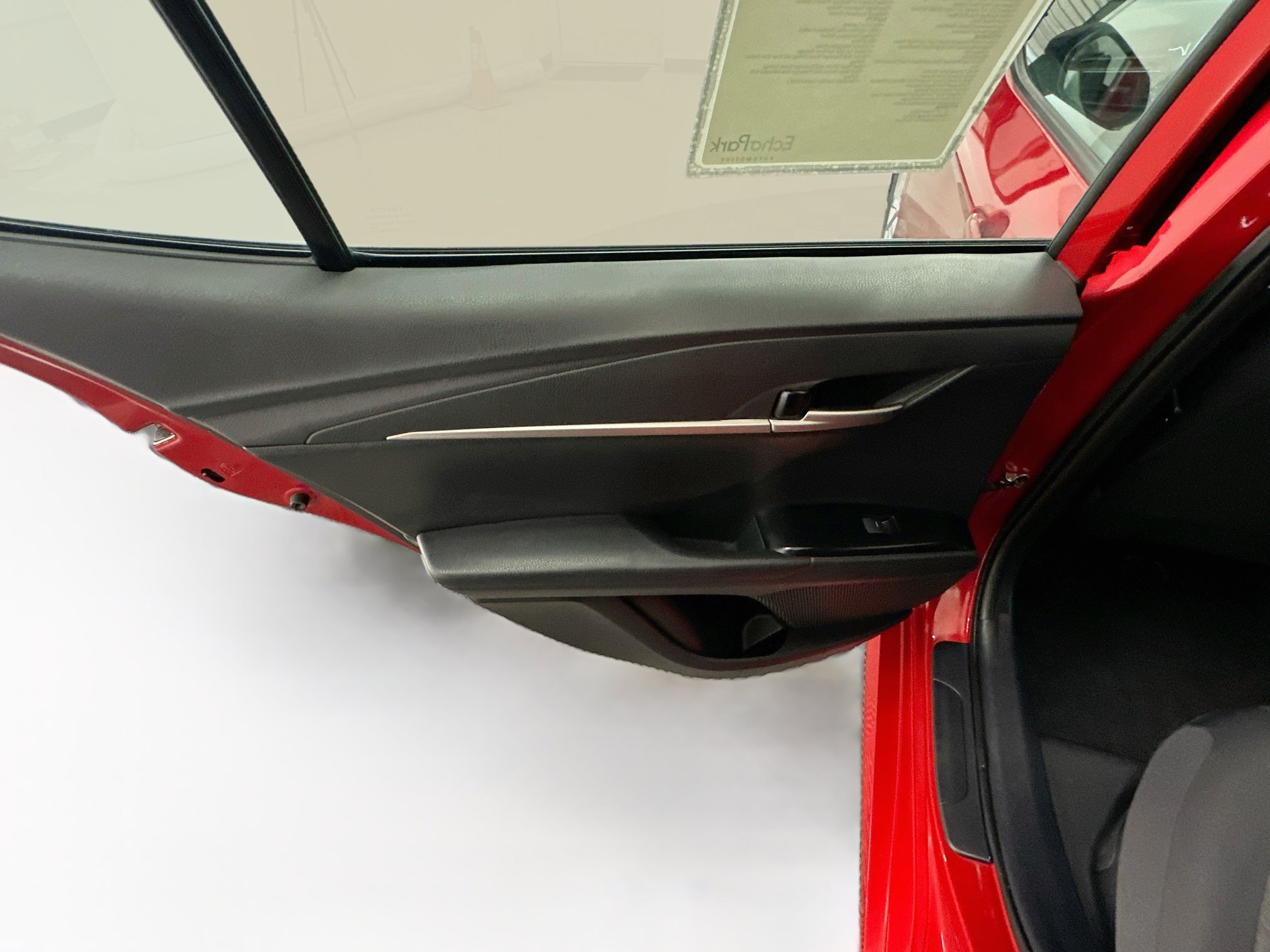 Used 2025 Toyota Camry LE FWD image 26