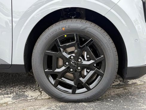New 2026 Kia Carnival SX FWD image 10