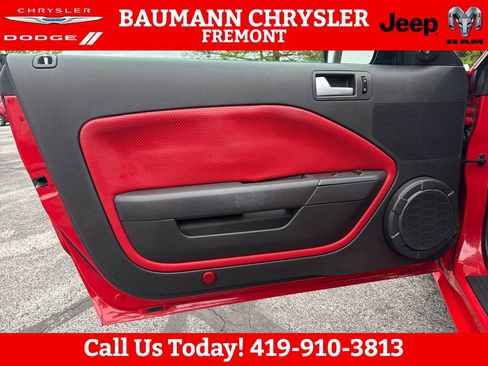 Used 2006 Ford Mustang GT Premium RWD image 10