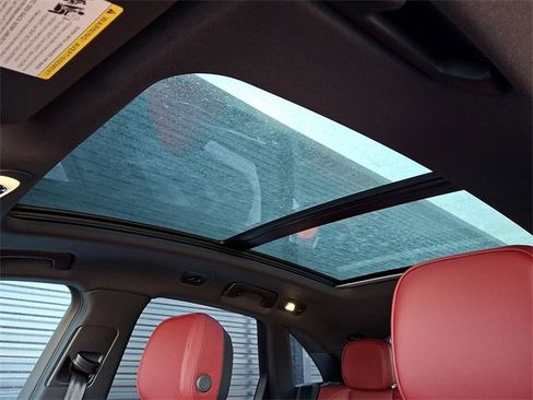 New 2025 Porsche Macan image 16