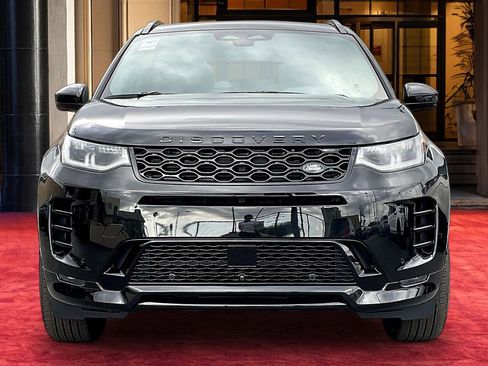 New 2026 Land Rover Discovery Sport Landmark AWD/4WD image 2