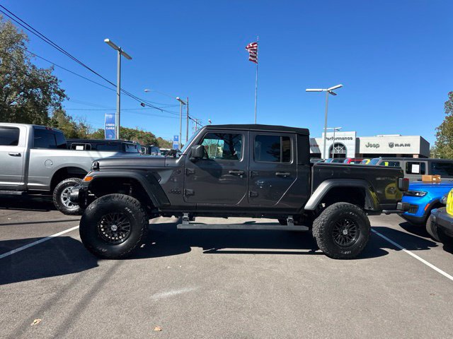 Used 2021 Jeep Gladiator Sport AWD/4WD image 21