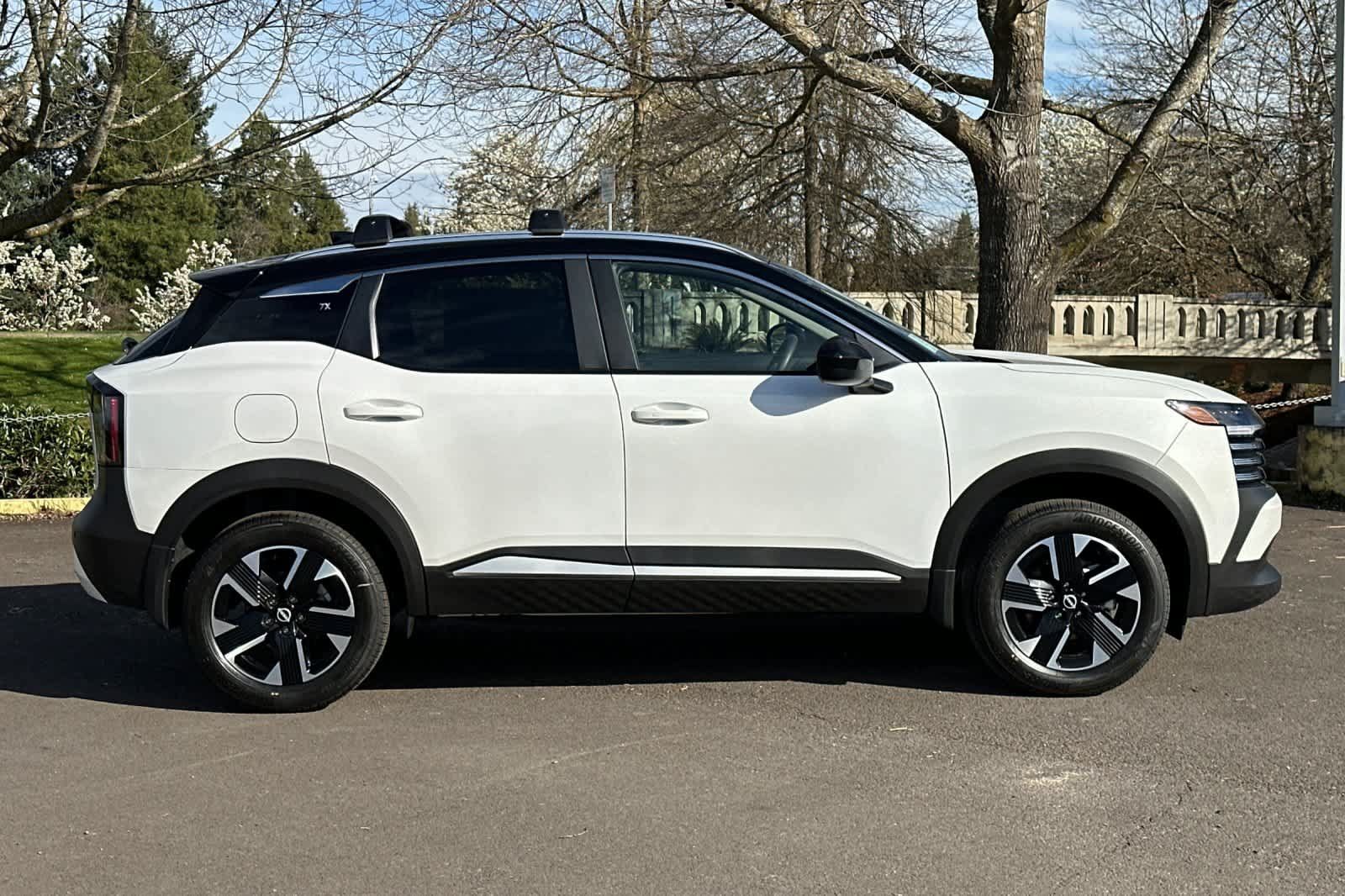 New 2026 Nissan Kicks SV w/ Cold Weather Package AWD/4WD image 8