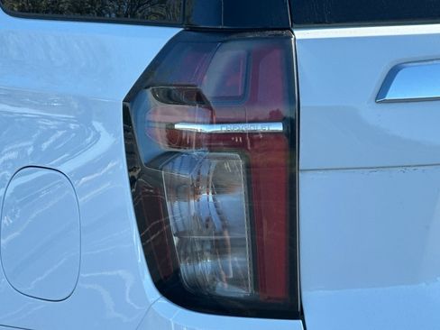 Used 2024 Chevrolet Tahoe Premier RWD image 46