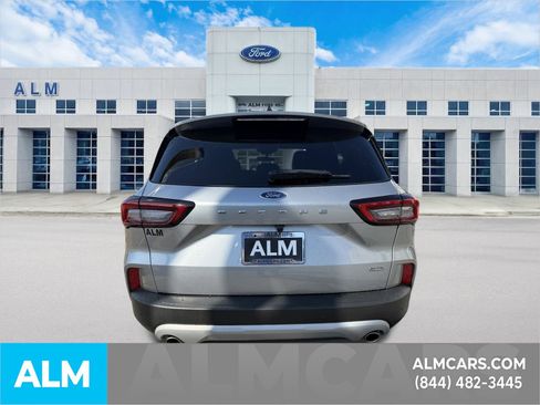 Certified 2023 Ford Escape SE image 6