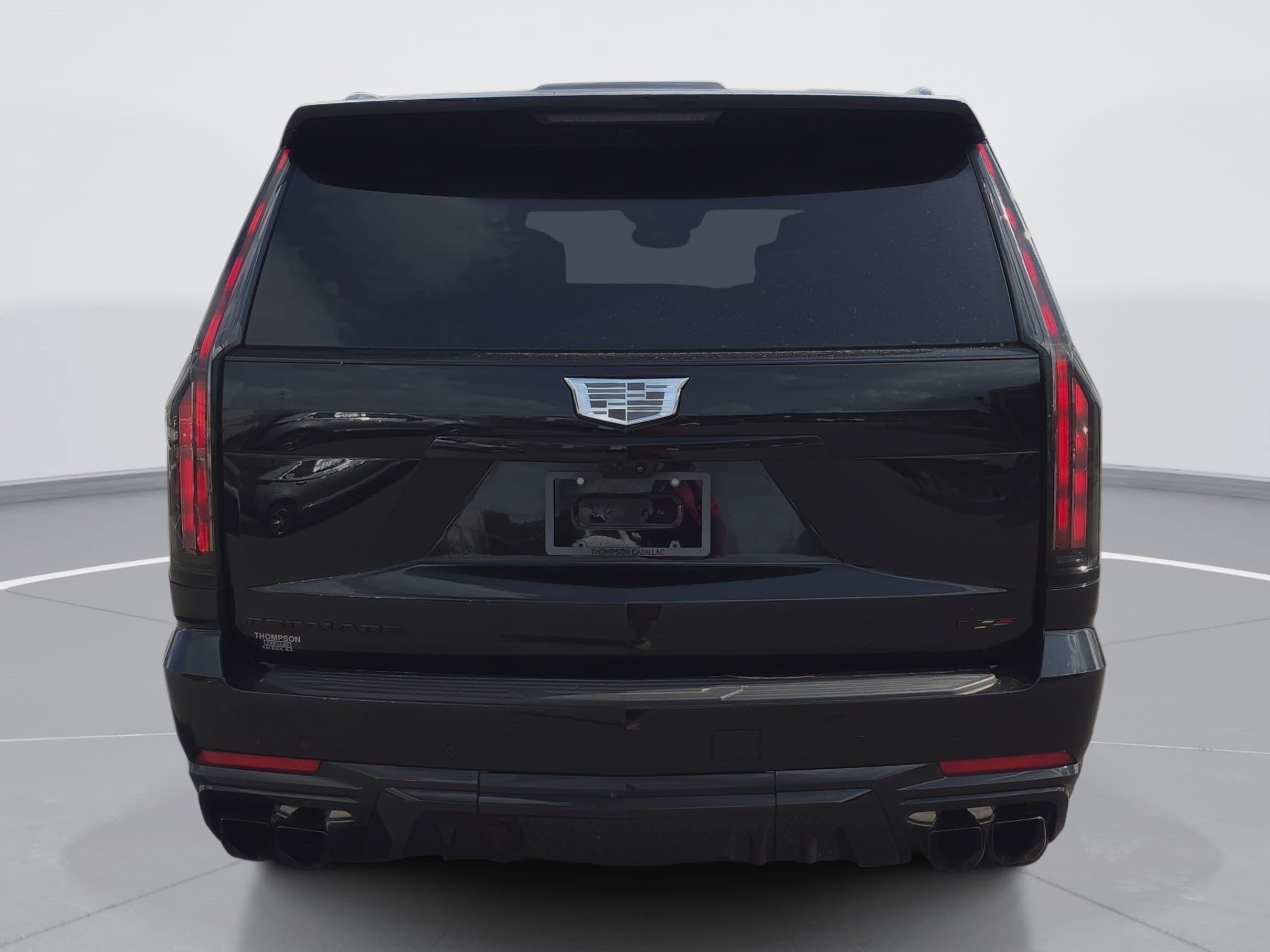 Certified 2026 Cadillac Escalade V AWD/4WD image 4
