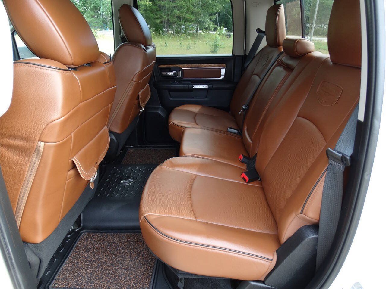 Used 2017 RAM 1500 4x4 Crew Cab Laramie Longhorn image 40