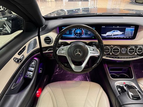 Used 2018 Mercedes-Benz S 560 4MATIC Sedan image 16