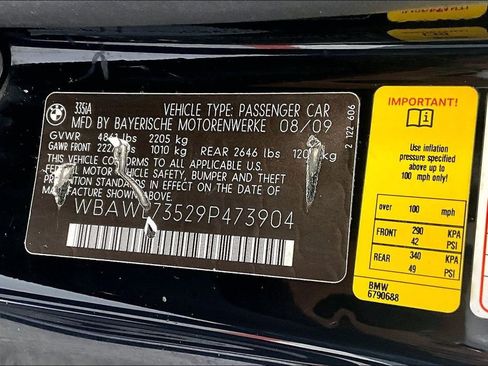 Used 2009 BMW 335i Convertible image 18