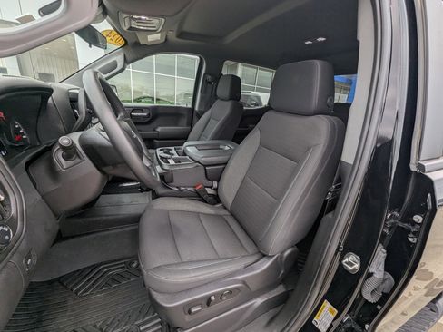 Used 2024 Chevrolet Silverado 1500 Custom Trail Boss image 25