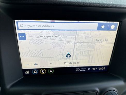 Used 2022 GMC Terrain SLT w/ Infotainment Package II image 18