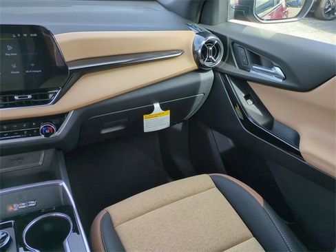 New 2026 Chevrolet Equinox ACTIV w/ Convenience Package III image 17