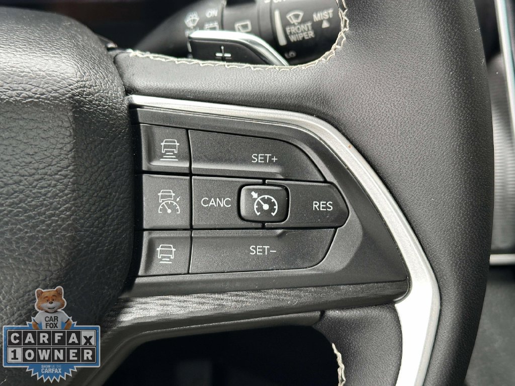 Used 2023 Jeep Grand Cherokee Altitude AWD/4WD image 24