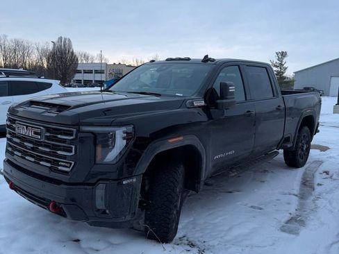Used 2024 GMC Sierra 3500 AT4 w/ AT4 Premium Plus Package image 1