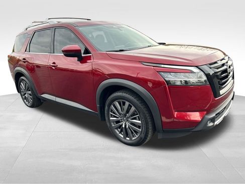 Used 2022 Nissan Pathfinder SL w/ SL Premium Package AWD/4WD image 7