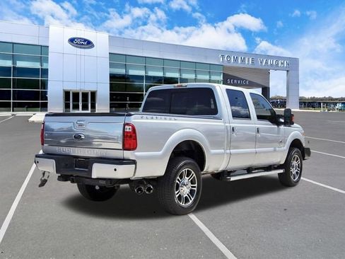 Used 2016 Ford F350 Platinum w/ FX4 Off-Road Package AWD/4WD image 4