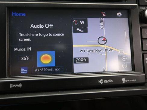 Used 2017 Toyota Sequoia Platinum AWD/4WD image 38