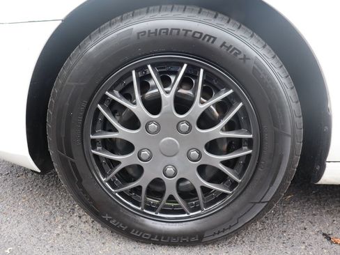 Used 2013 Volkswagen Golf 4-Door FWD image 38