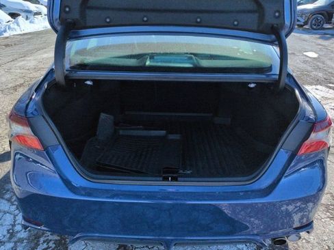 Used 2023 Toyota Camry SE w/ Convenience Package image 5