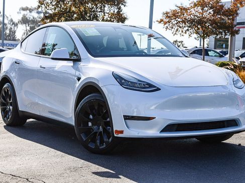 Used 2020 Tesla Model Y Long Range AWD/4WD image 1