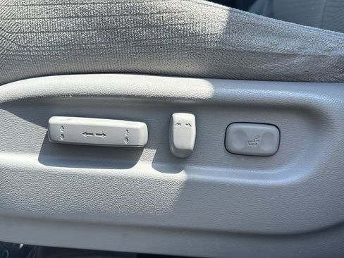 Used 2017 Honda Pilot EX image 13