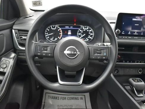 Used 2024 Nissan Rogue SV AWD/4WD image 20