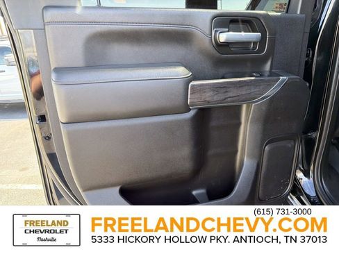 Used 2021 Chevrolet Silverado 2500 LTZ w/ LTZ Plus Package image 17