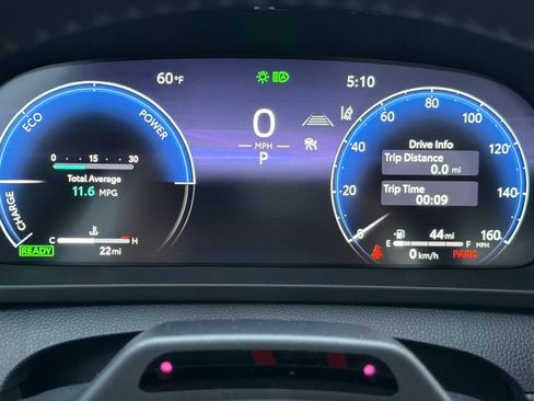 New 2026 Toyota Crown Platinum image 21