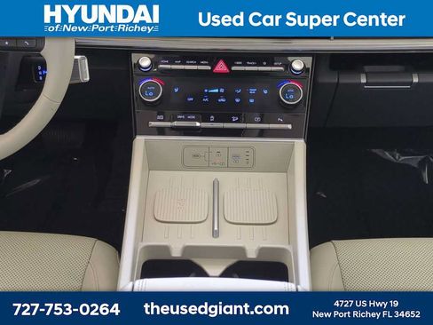Used 2024 Hyundai Santa Fe SEL FWD image 22