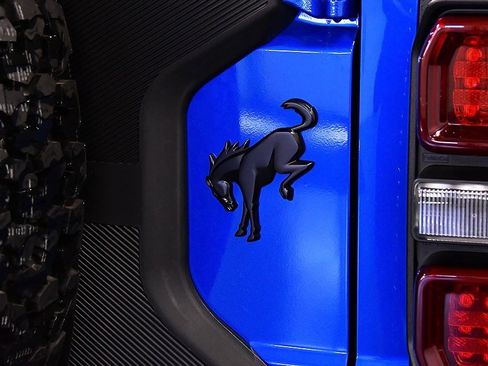 New 2025 Ford Bronco Raptor image 11