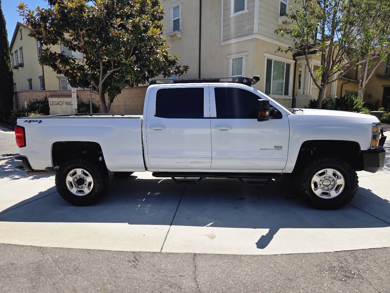 Used 2015 Chevrolet Silverado 2500 LT w/ LT Convenience Package AWD/4WD image 4