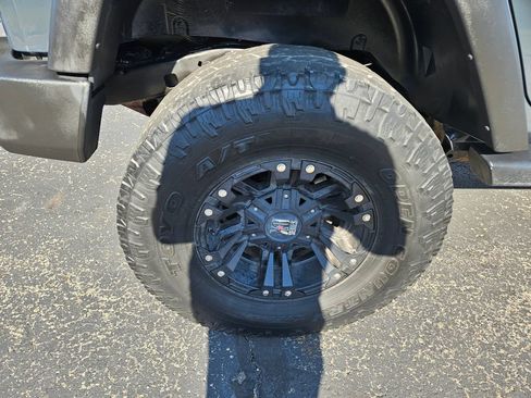 Used 2017 Jeep Wrangler Unlimited Sport w/ Quick Order Package 24S AWD/4WD image 11