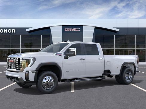 New 2026 GMC Sierra 3500 Denali image 2